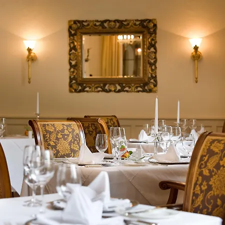 Simones Fuerstenhof Otel