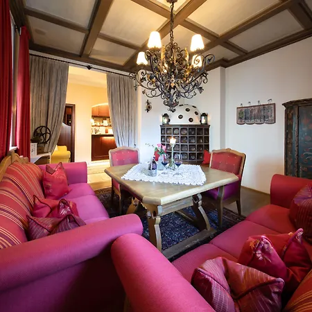 Simones Fuerstenhof Otel Landshut