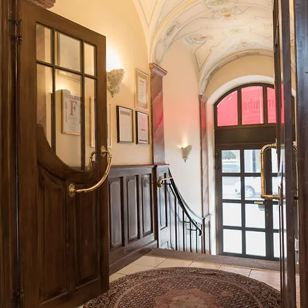 Simones Fuerstenhof Hotel 3*