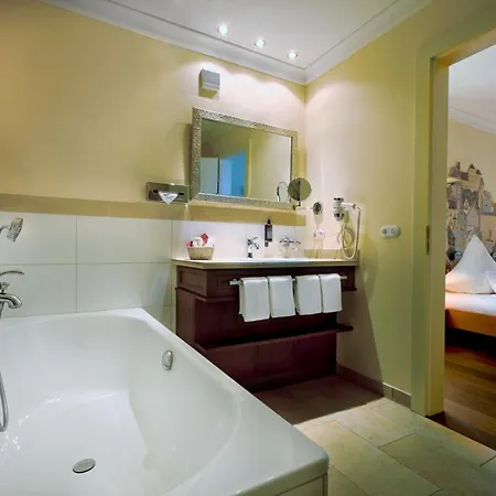 Hotel Simones Fuerstenhof 3*