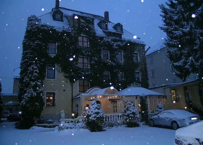 Simones Fuerstenhof Hotell